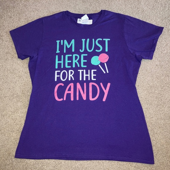 size XL, bust up to 42” inches, new condition, here for the candy 🍬 shirt - Picture 7 of 8